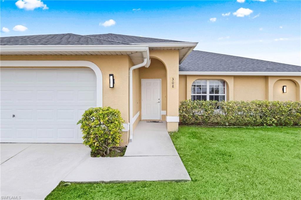 CAPE CORAL - Residential
