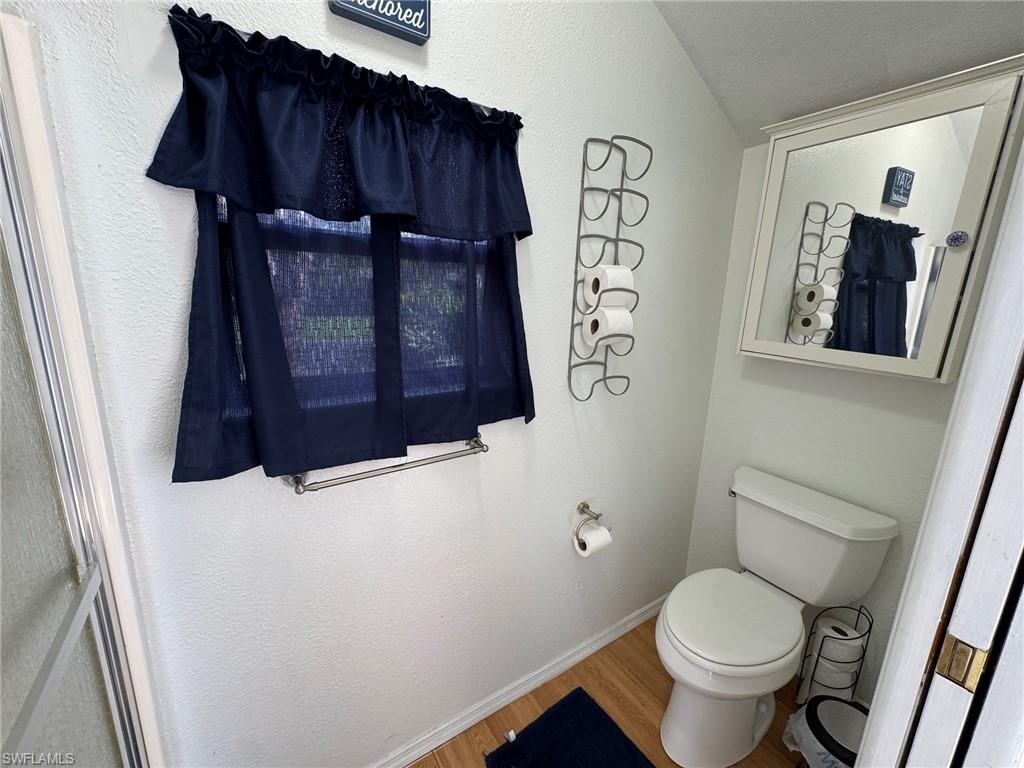 RIVERBEND MOTORCOACH RESORT - Land