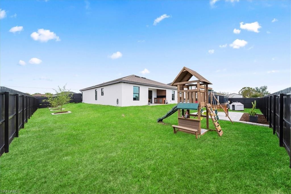 CAPE CORAL - Residential Lease