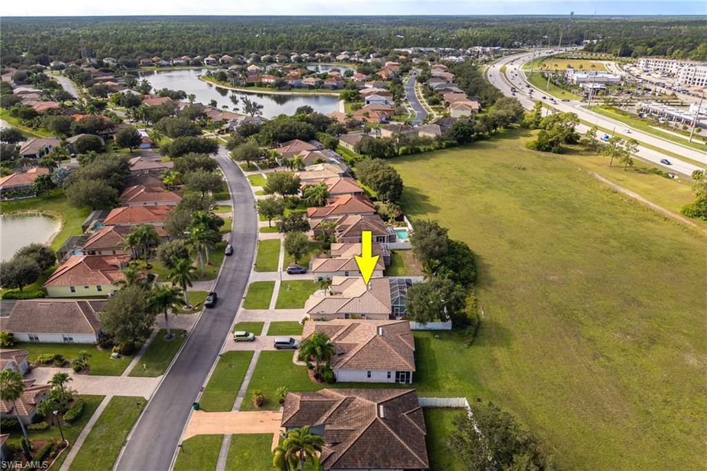 VALENCIA LAKES - Residential