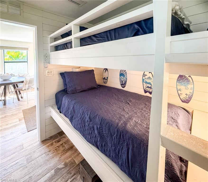 SAFETY HARBOR CLUB - Residential