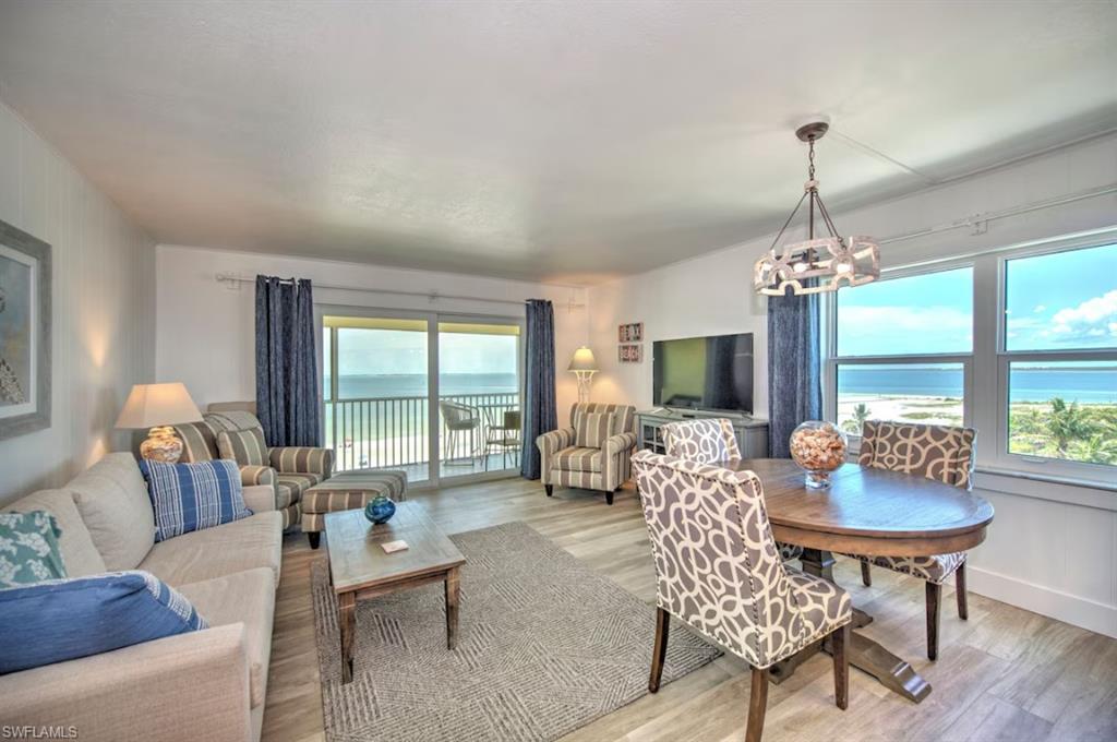 PINK SHELL VACATION VILLAS - Residential