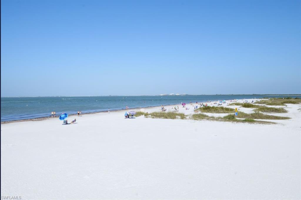 PINK SHELL VACATION VILLAS - Residential