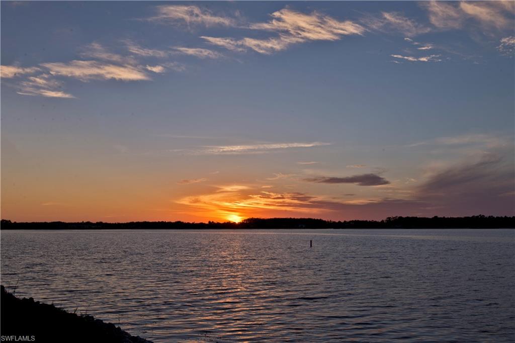 QUARRY SHORES - Residential