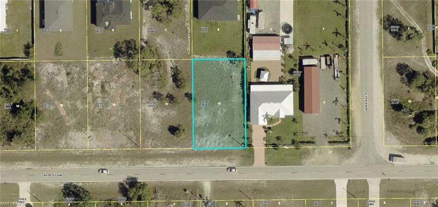 Nice, Buildable Lot in Lehigh Acres!  Centrally located with easy access into Fort Myers off of SR 82.