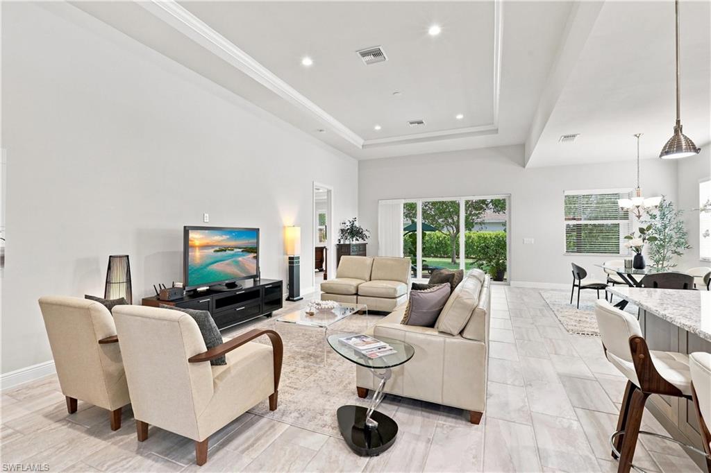 8950 Mustique LN