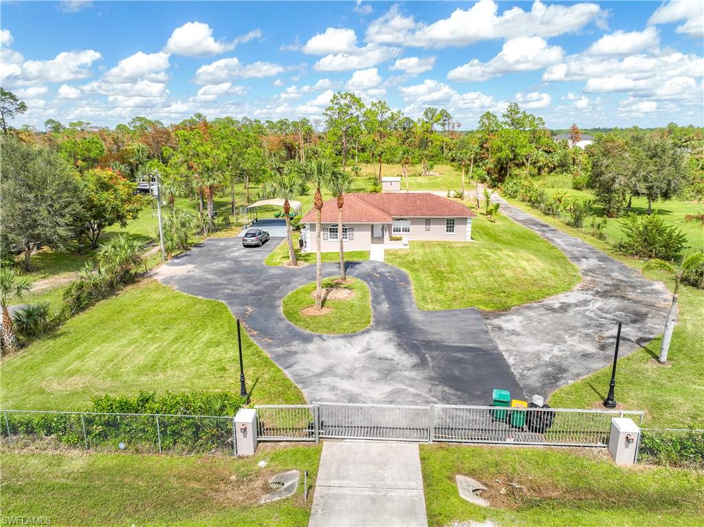 GOLDEN GATE ESTATES - Residential