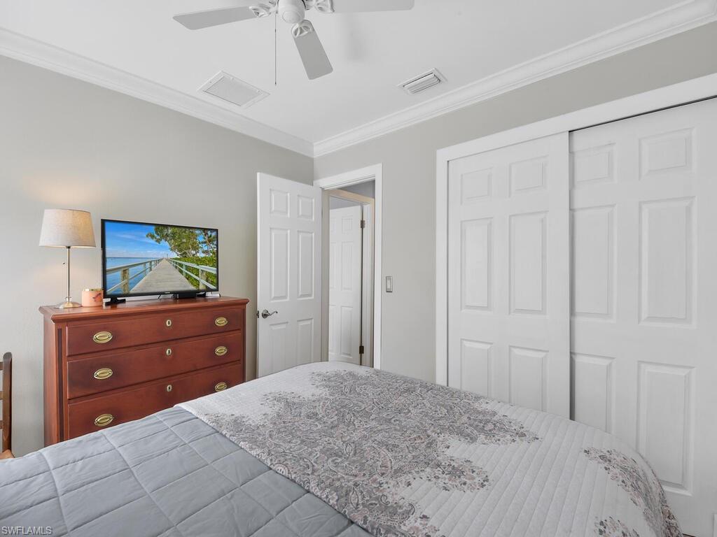 WESTLAKE - Residential