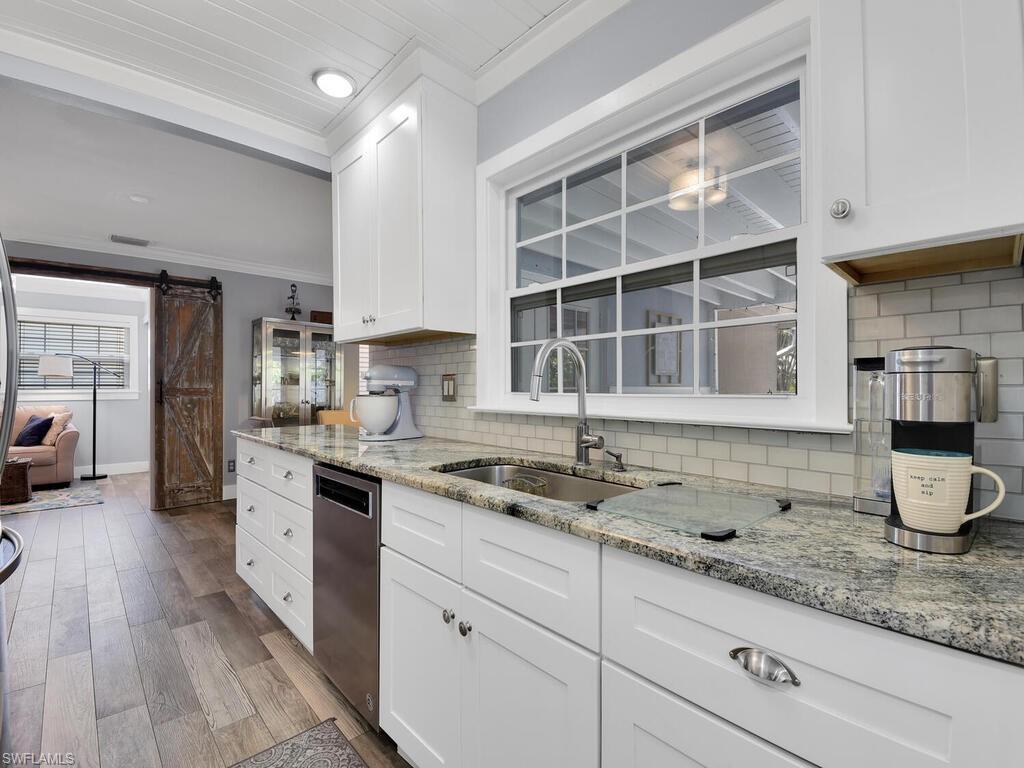 WESTLAKE - Residential