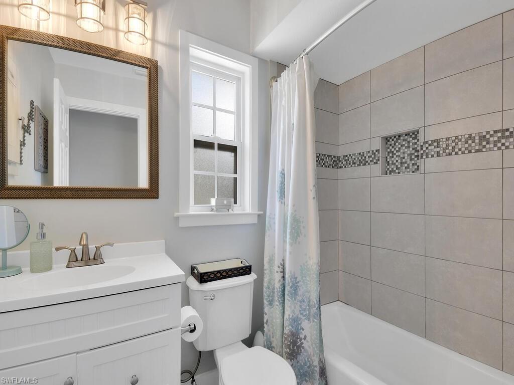 WESTLAKE - Residential