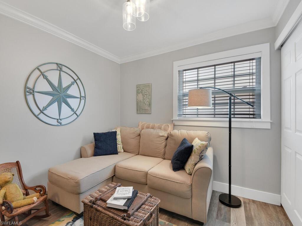 WESTLAKE - Residential