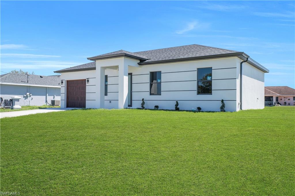 LEHIGH ACRES - Residential