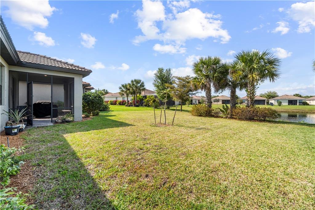 HAMPTON LAKES - Residential