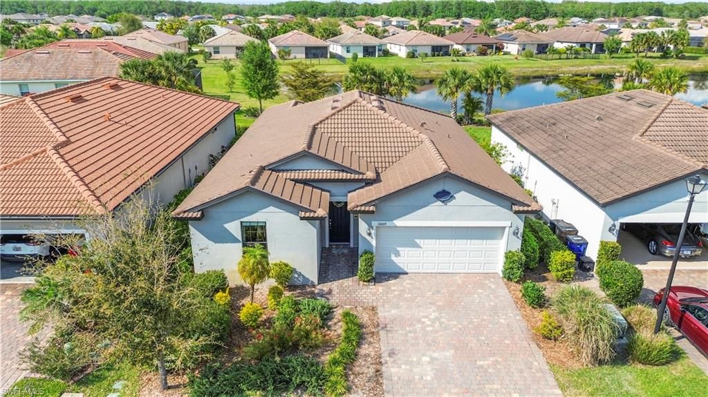 Photo of 16009 Palmetto Prairie DR, ALVA, FL 33920 (MLS # 226010631)