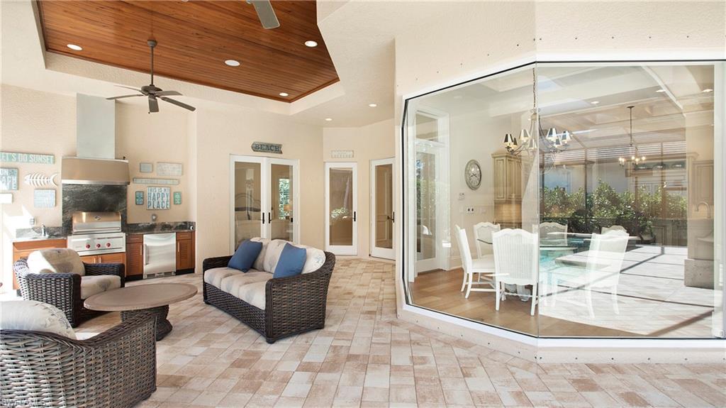 MOORINGS - Residential