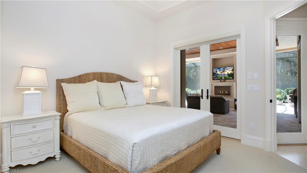 MOORINGS - Residential