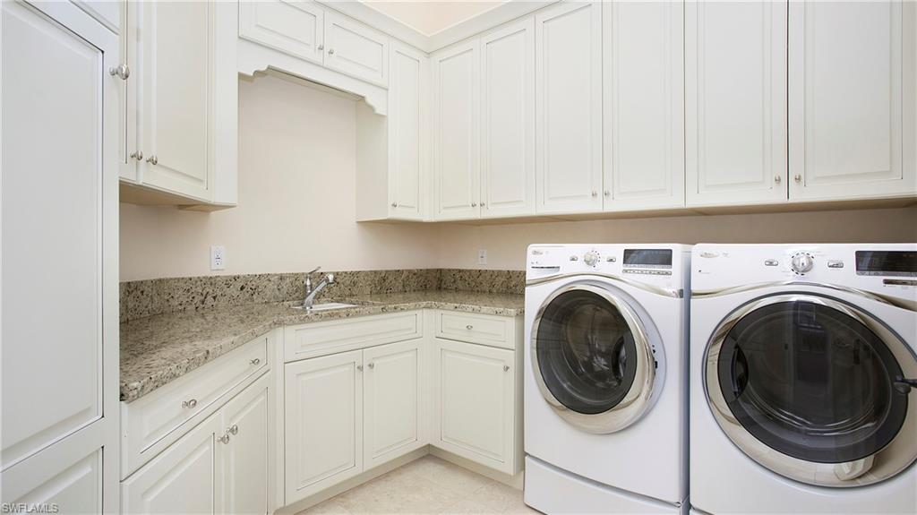 MOORINGS - Residential