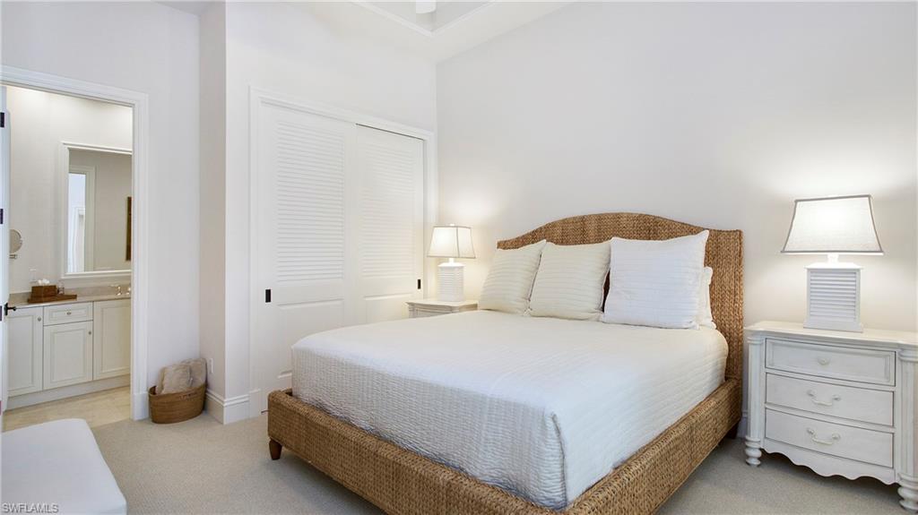 MOORINGS - Residential