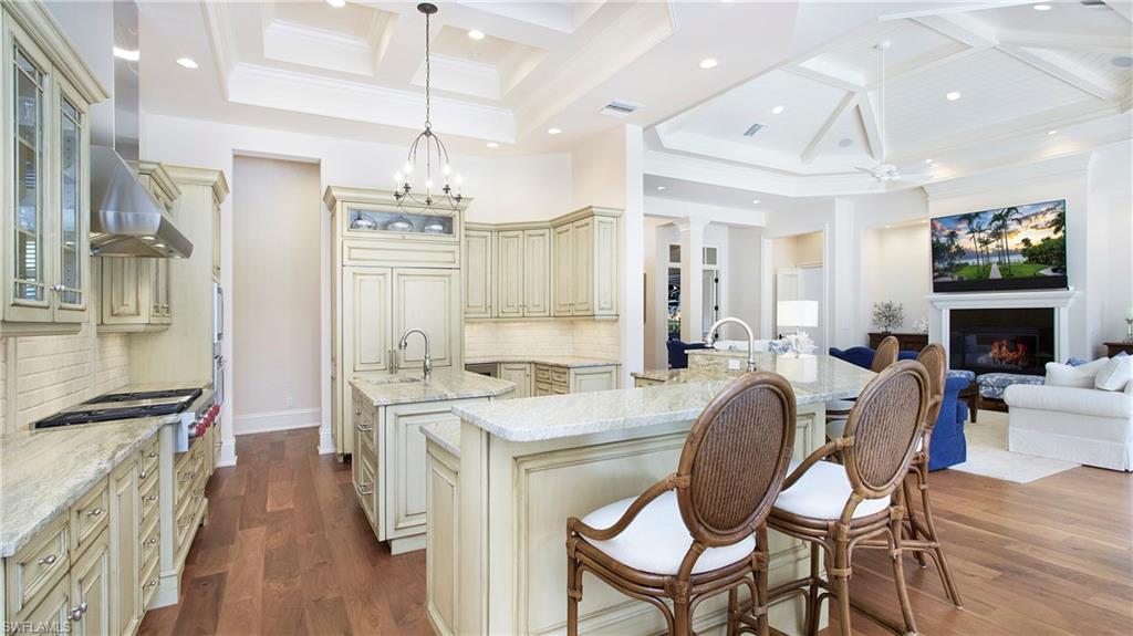 MOORINGS - Residential