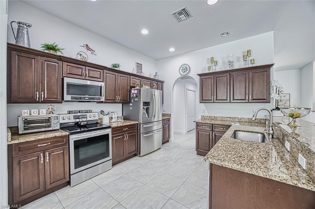 BUCKINGHAM - Residential