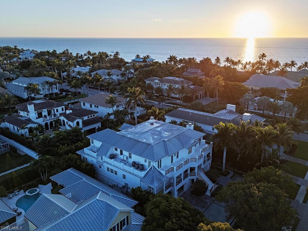 OLDE NAPLES - Residential