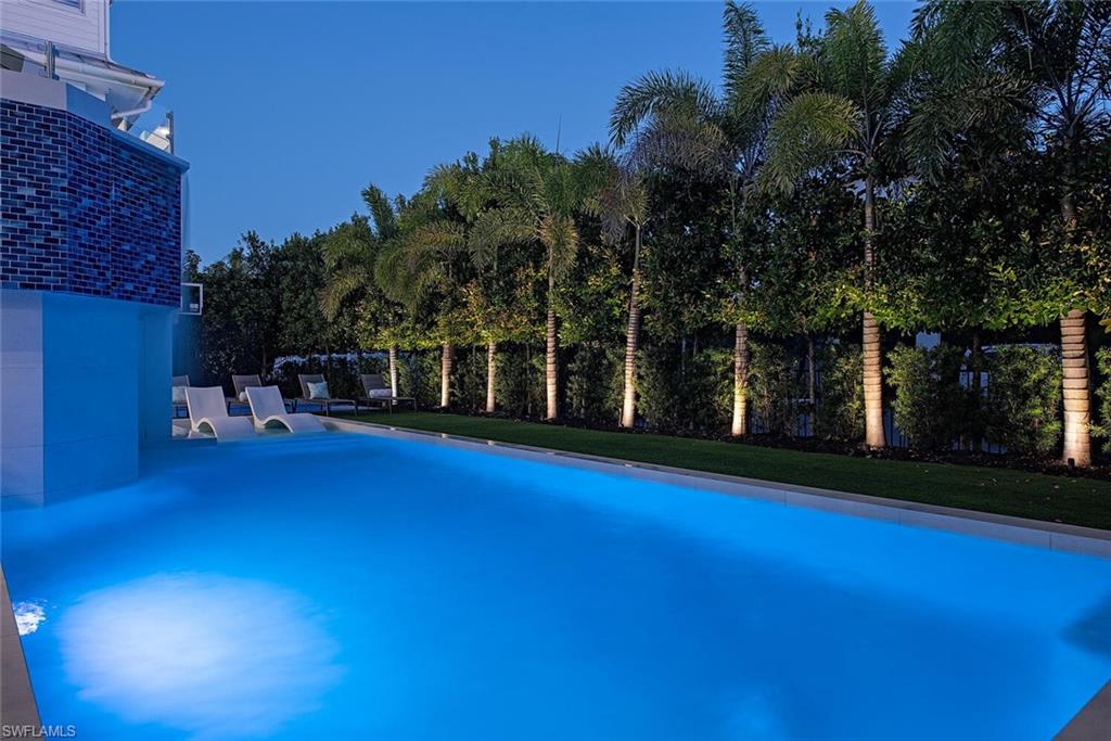 OLDE NAPLES - Residential