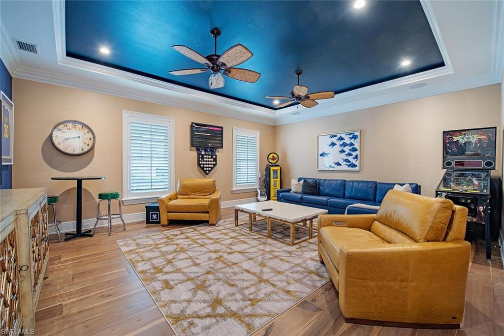 OLDE NAPLES - Residential