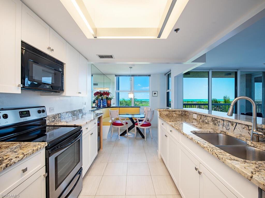 6585 Nicholas BLVD 503