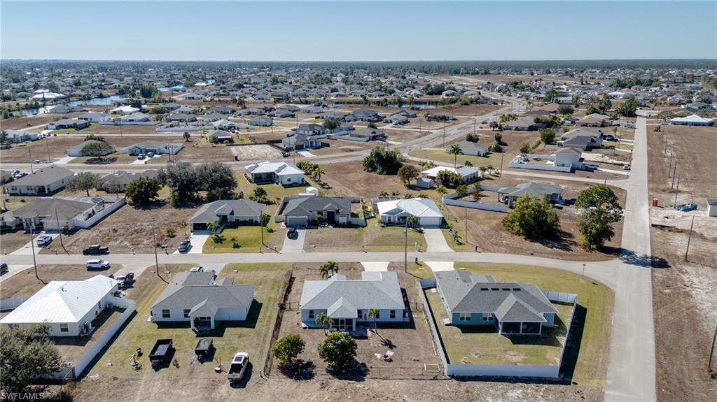 CAPE CORAL - Residential