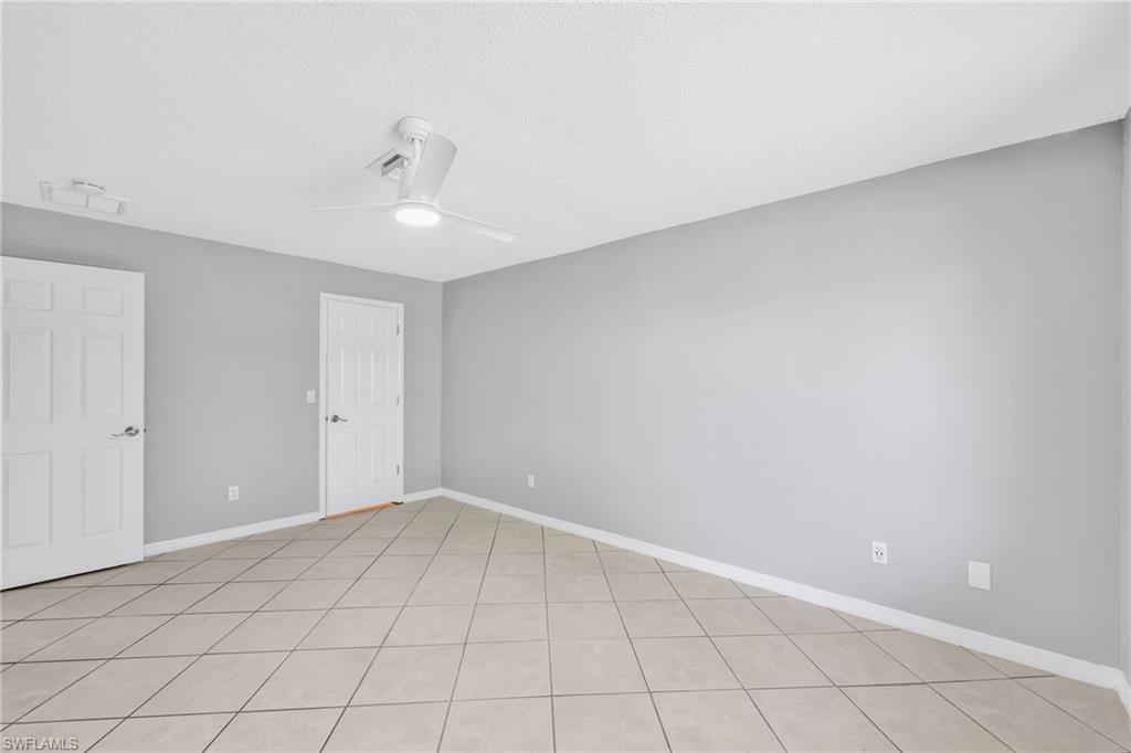 FOXMOOR PINES - Residential