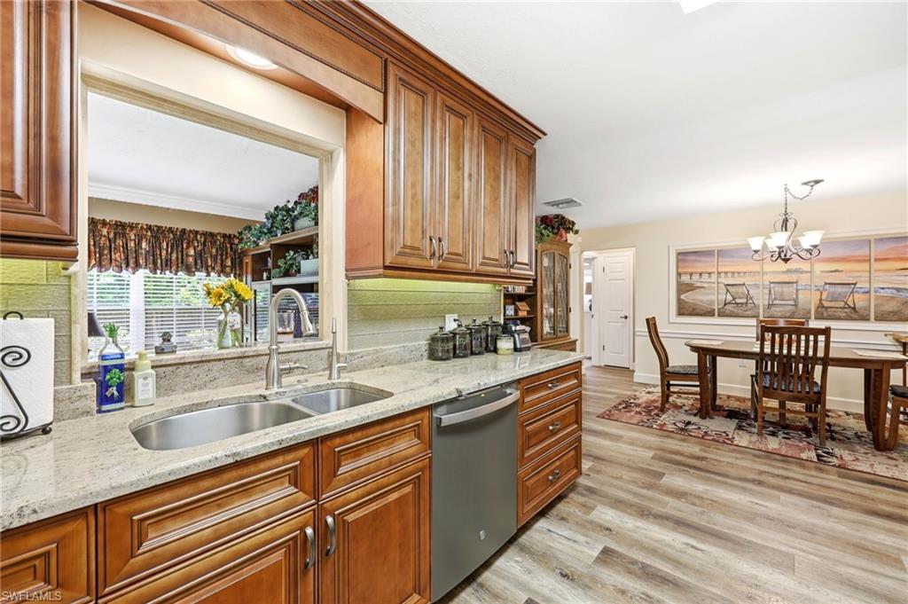 GOLDEN GATE CITY - Residential