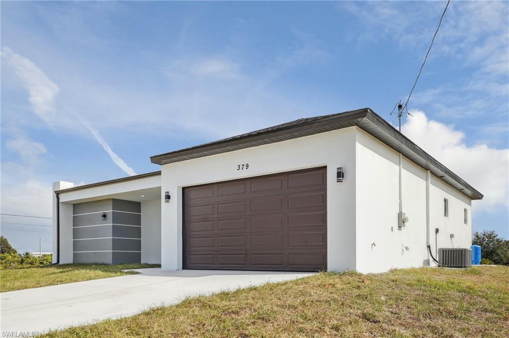 LEHIGH ACRES - Residential