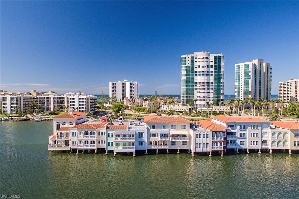 VENETIAN VILLAS - Residential