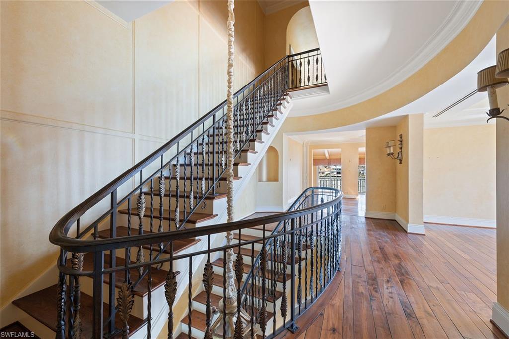 VENETIAN VILLAS - Residential