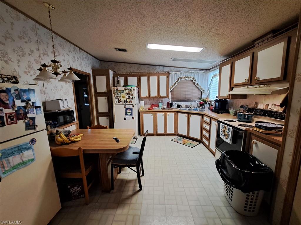 FLAGHOLE - Residential