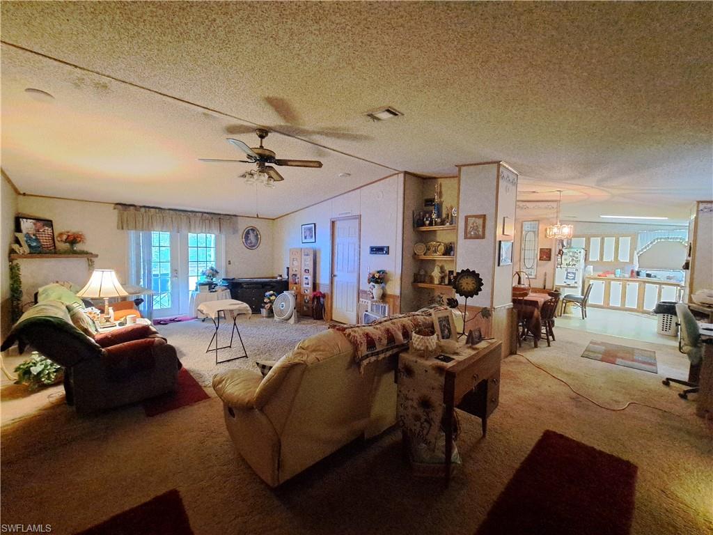 FLAGHOLE - Residential