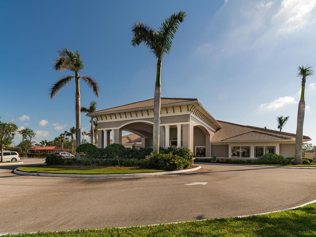 REFLECTION LAKES - Residential