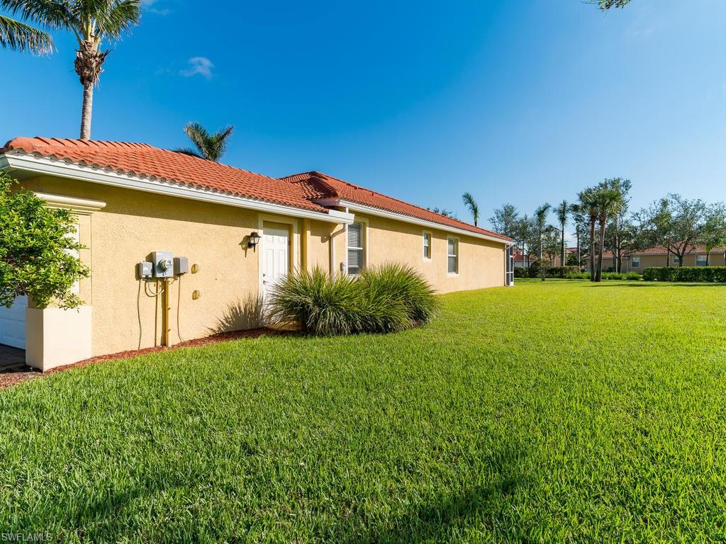 REFLECTION LAKES - Residential