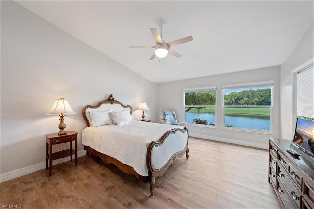 WEDGEFIELD VILLAS - Residential