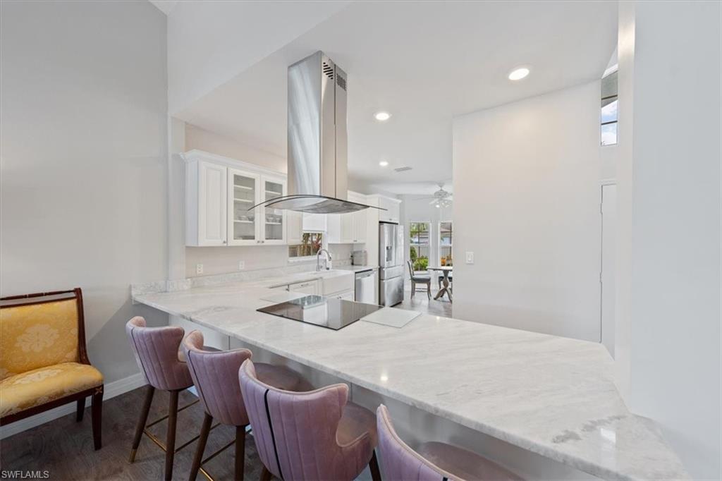 WEDGEFIELD VILLAS - Residential