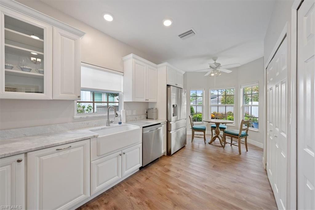 WEDGEFIELD VILLAS - Residential