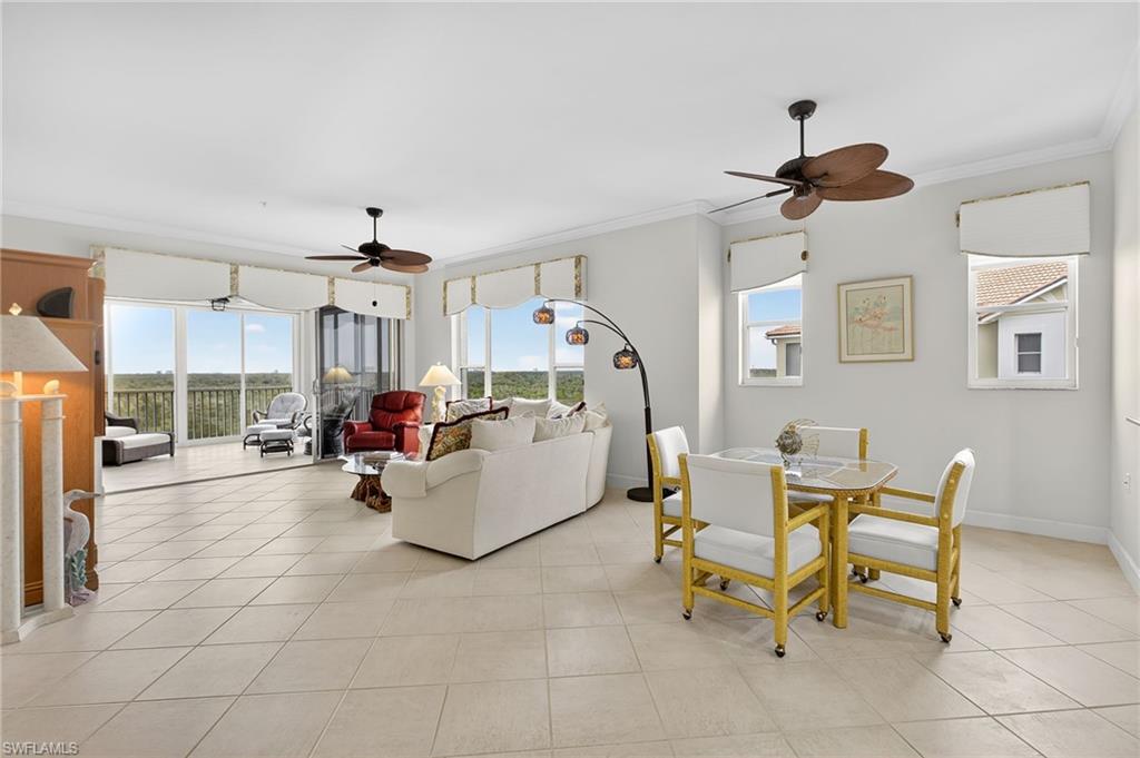 SUTTON WALK - Residential