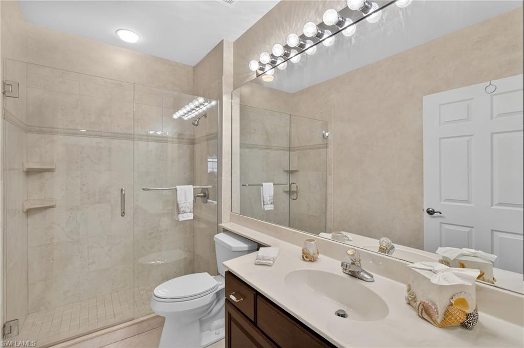 SUTTON WALK - Residential