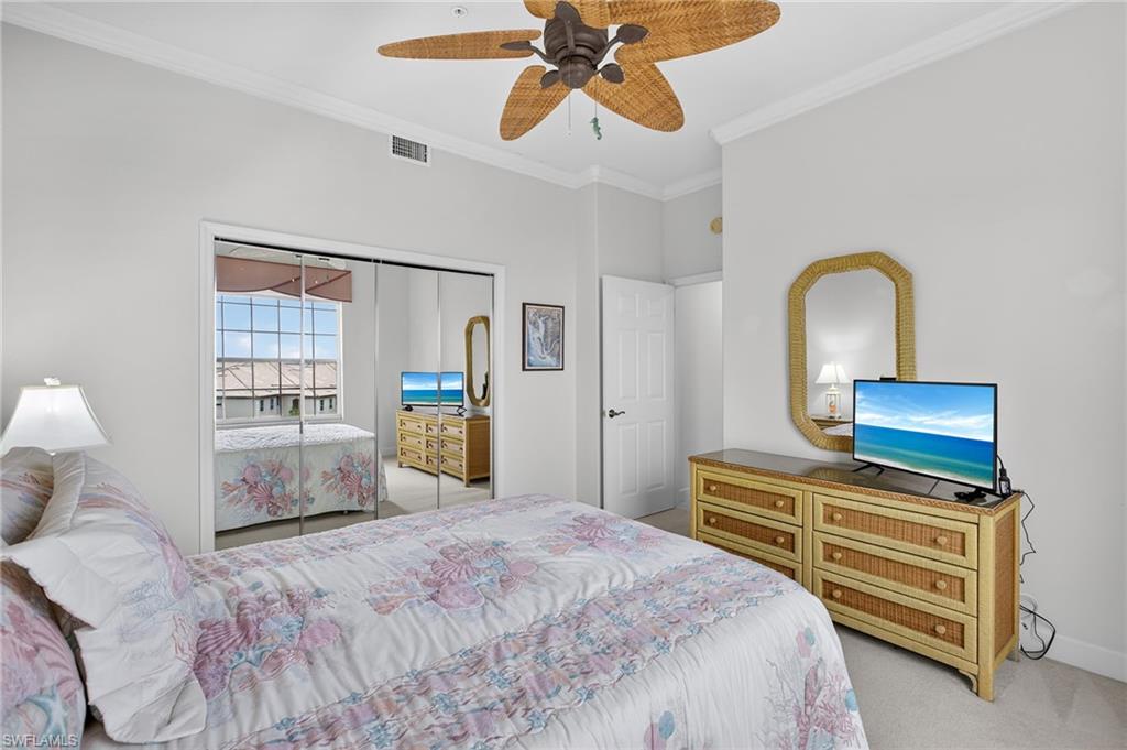 SUTTON WALK - Residential