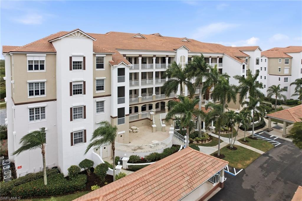 SUTTON WALK - Residential