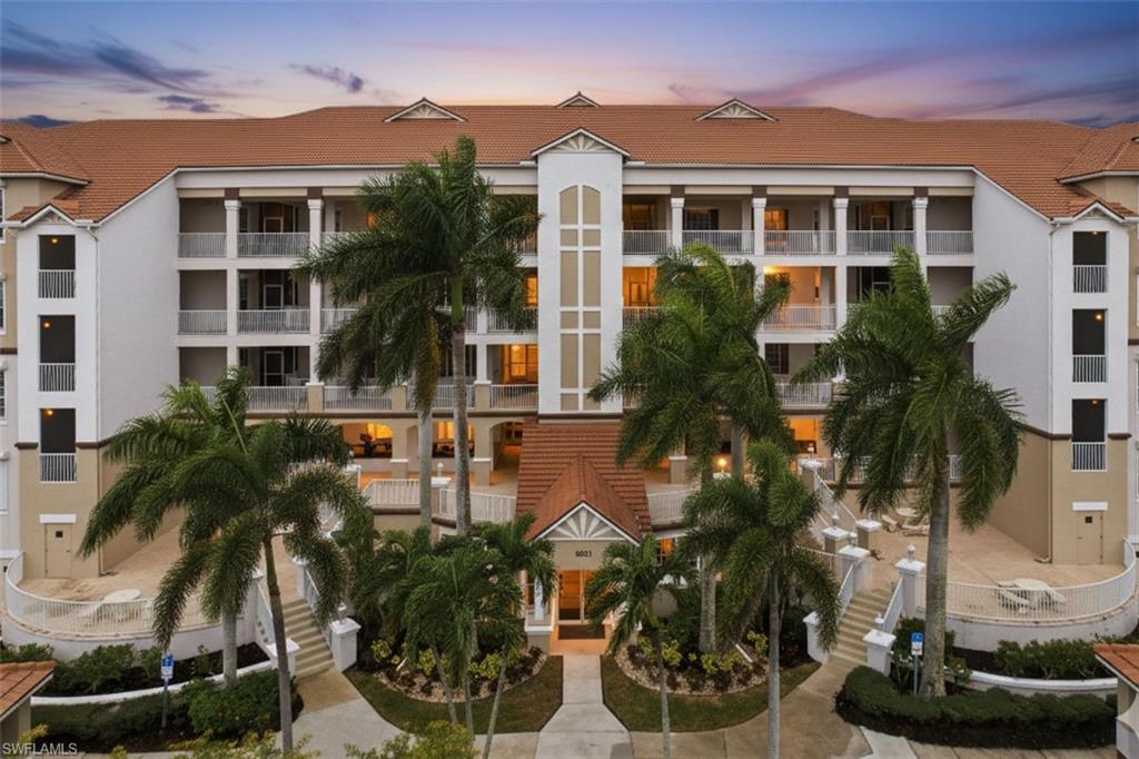 SUTTON WALK - Residential