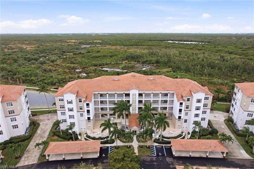 SUTTON WALK - Residential