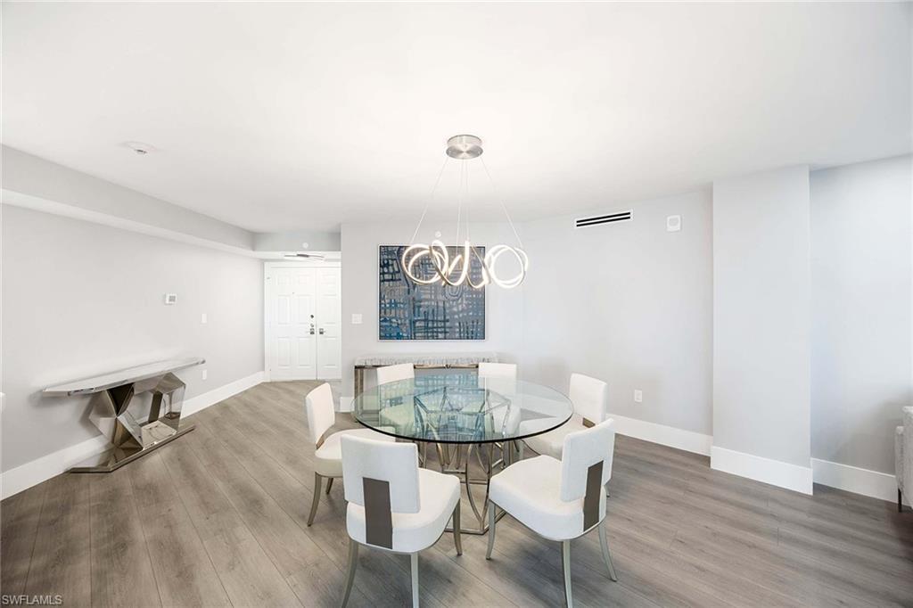 DORCHESTER - Residential Lease