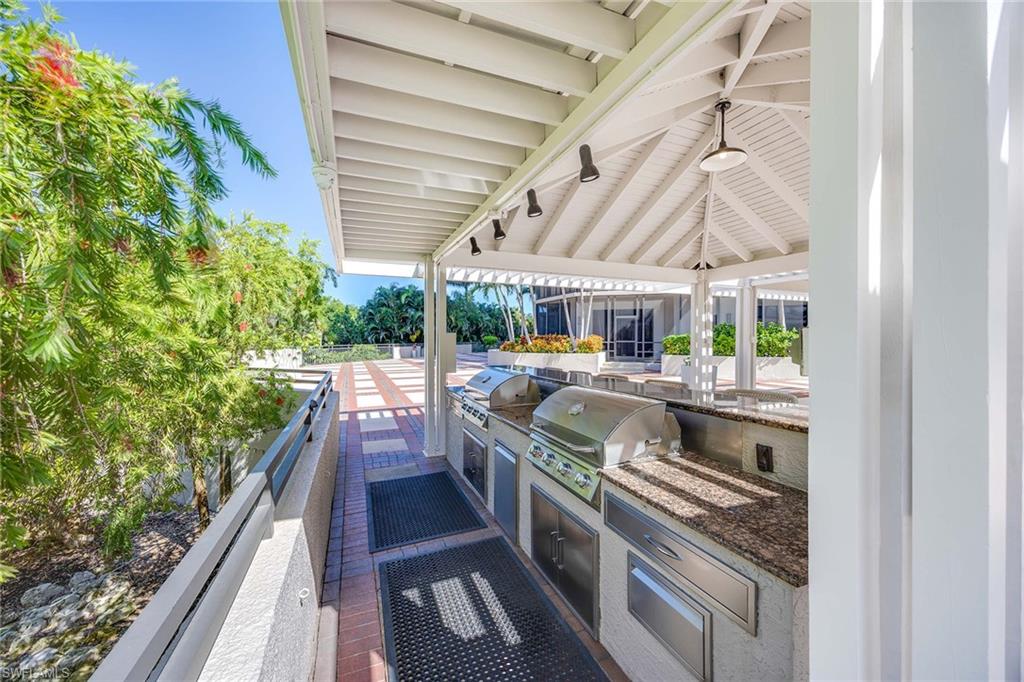 DORCHESTER - Residential Lease