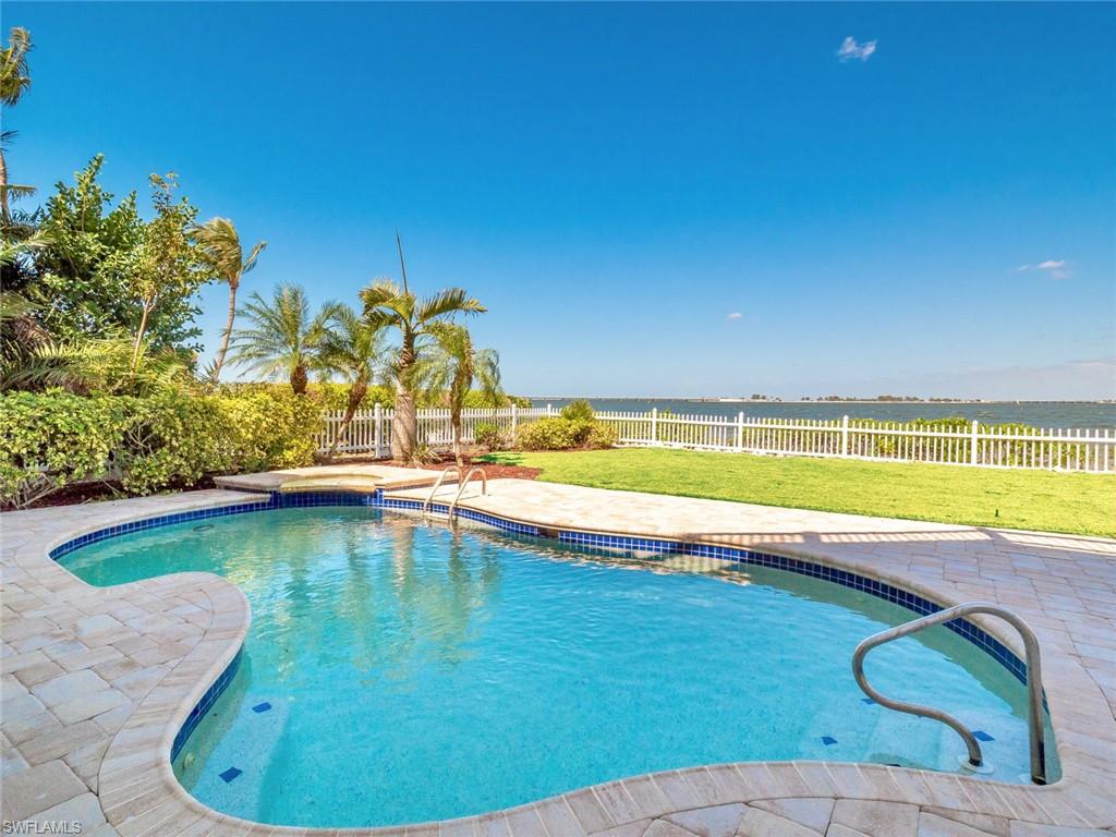 METES AND BOUNDS - Residential